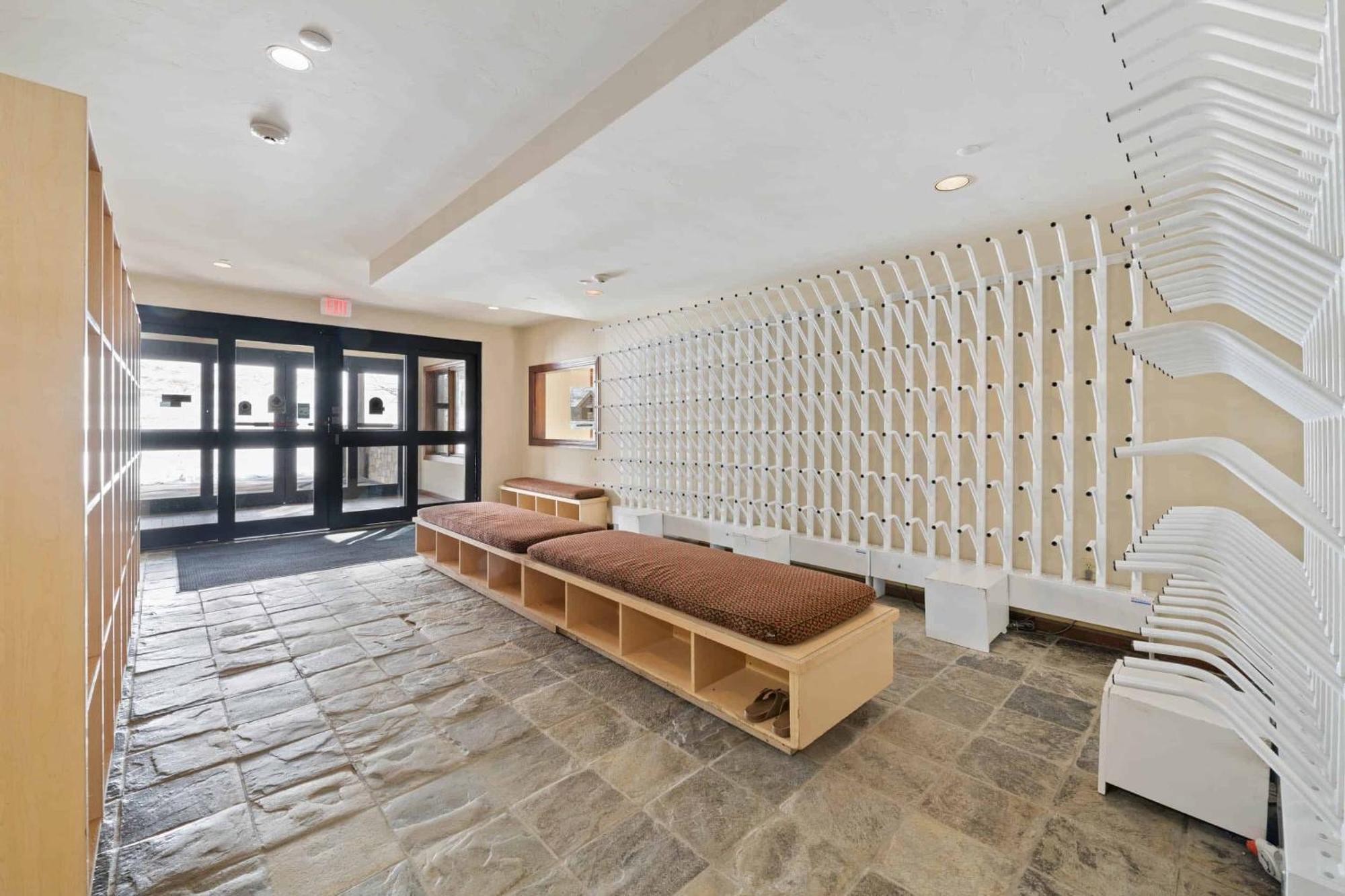 Highlands Lodge 301 By East West Hospitality Beaver Creek Exterior foto
